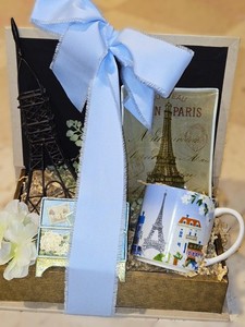 Paris Gift Basket - French Gift Eiffel Tower, Mug, Trinket Dish, Soaps, Gift Box