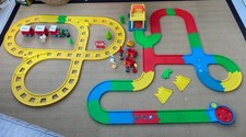 Early Learning Centre Happy Street / Happyland set with train and cars