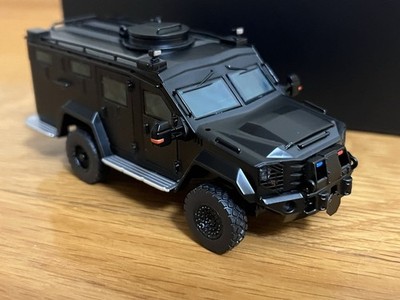 MVA Models 1:64 BEARCAT Armored Vehicle With Opening Doors W