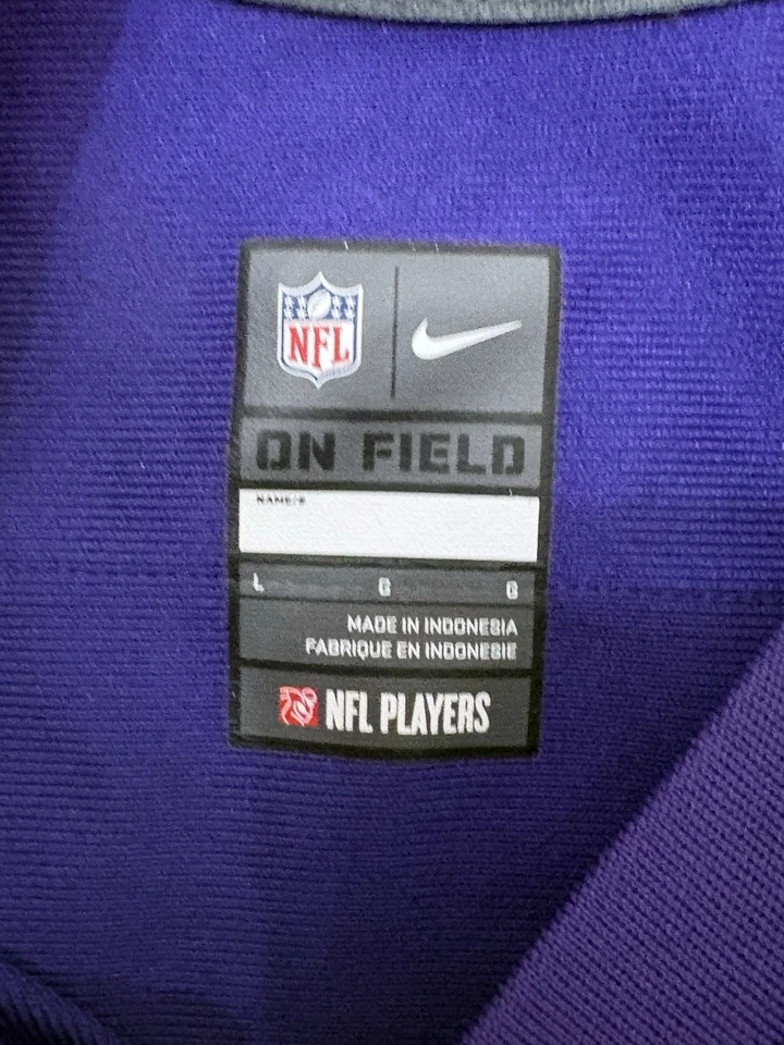 Vintage Y2K Minnesota Vikings Adrian Peterson Women’s JerseySize LNo flaws - Image 3 of 4