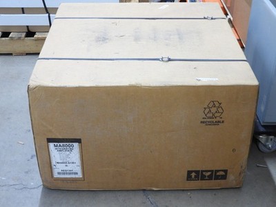 McIntosh MA8000 High Fidelity Integrated Stereo Amplifier (new in box)