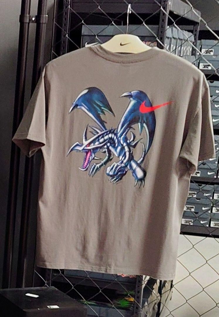 Yu-Gi-Oh Nike Collaboration Red-Eyes Black Dragon T-shirt Gray Ver