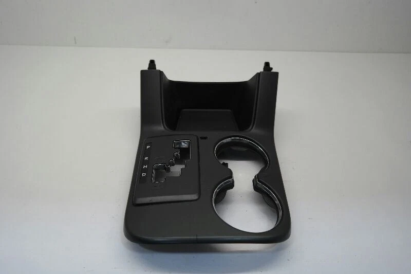 2011 KIA SORENTO SHIFTER TRIM  BEZEL  - Image 2 of 4