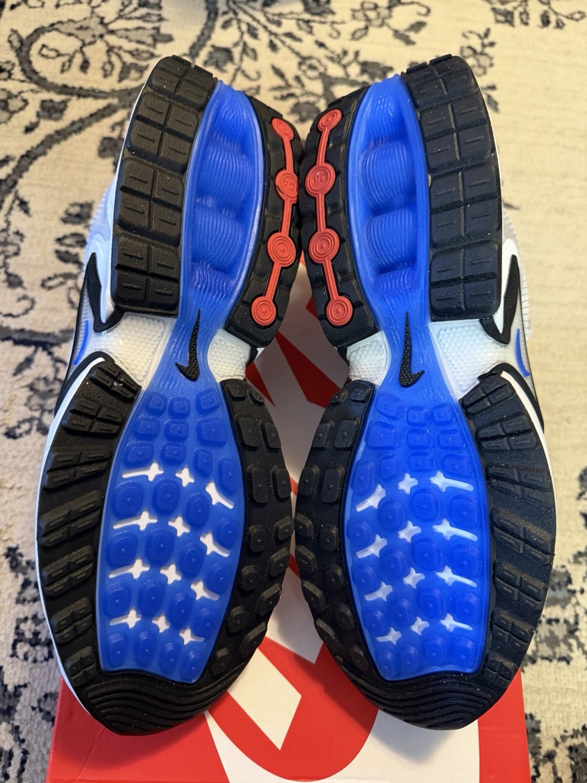 Nike Air Max DN Men’s Size 12 Brand New In Box thumbnail 8