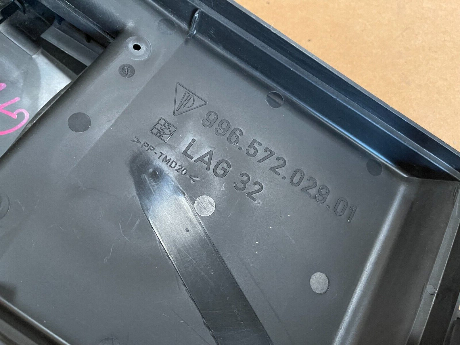 Porsche 911 GT3 1998-2004 Cowl panel