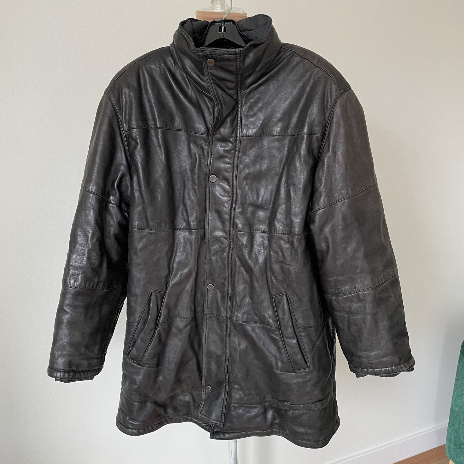 Salvatore Ferragamo Vintage 2000 Black Leather Reversible Puffer Coat IT50/US40 image 5