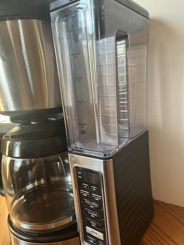 Ninja CE250, 12-Cup Programmable Coffee Maker, Glass Carafe, Stainless Steel - Picture 4 of 24
