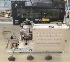 Chassis komplett für Röhrenradio Graetz 46W mit Skala und Rückwand - gut erh.