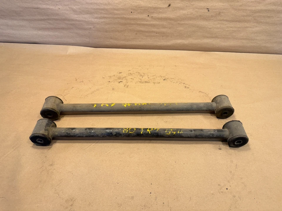 Juego de 2 conjuntos de eslabones superiores de suspensión trasera originales Triumph TR7 OEM Foto 3 de 4