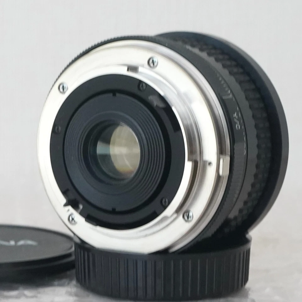 Near MINT Cosina MC 20mm f/3.8 Wide Angle Macro Lens Contax/Yashica Mount Japan - Image 2 of 4