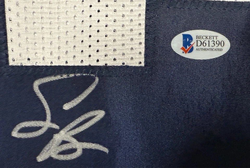 Camiseta blanca firmada por Saquon Barkley autografiada con certificación Beckett solamente pegatina Foto 4 de 4