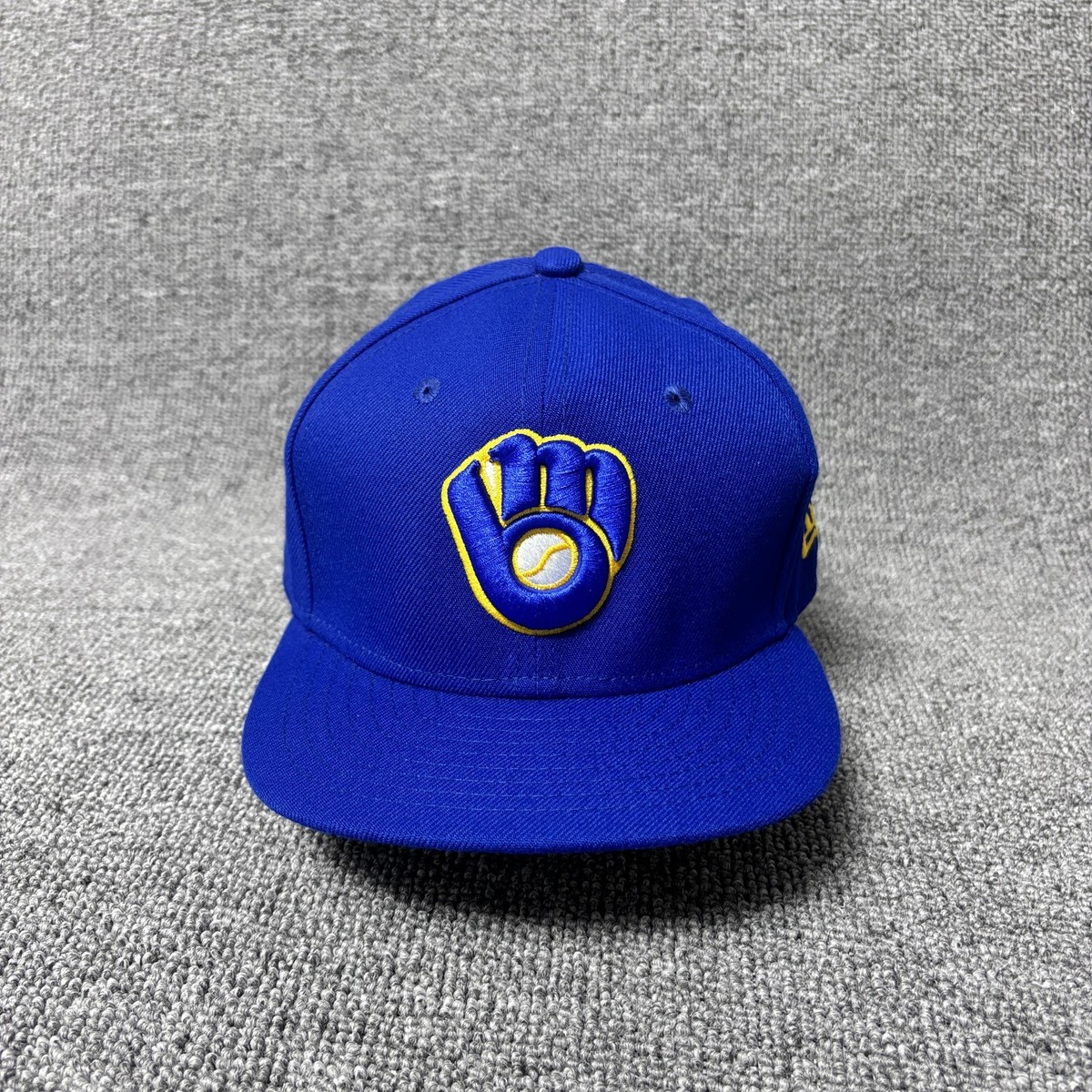 New Era 59FIFTY Milwaukee Brewers MLB On-Field Fitted Hat 6 7/8 Royal Blue