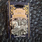 Disneyland Crest Of The Kingdom Fantasia Carousel Limited Edition Pin￼ — photo 1
