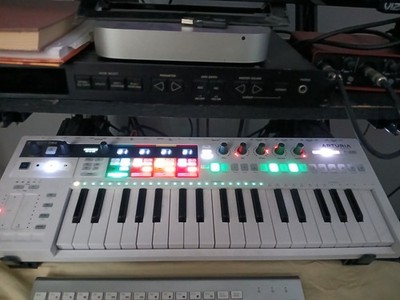 Arturia Keystep Pro 37-Key MIDI Sequencer Controller