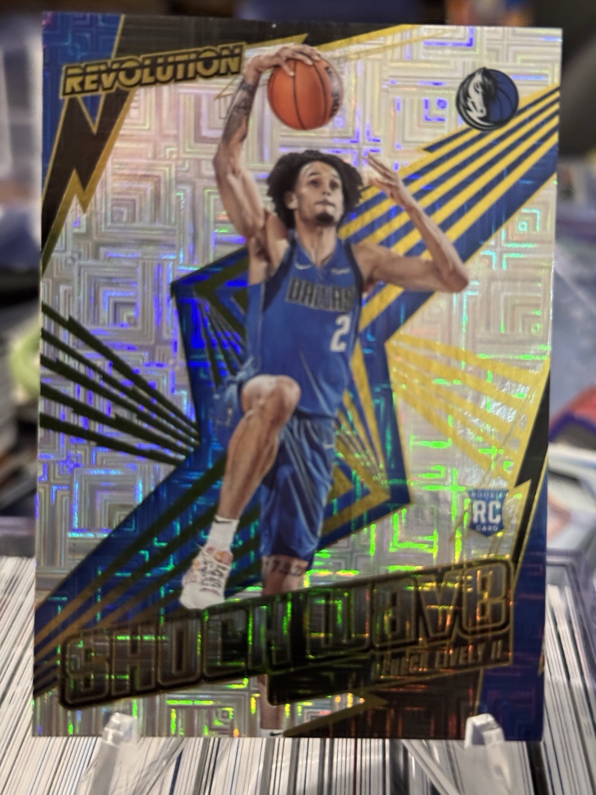 2023-24 Revolution Dereck Lively 11 Shock Wave Rookie Card Dallas Mavericks