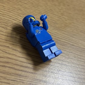 New Authentic Benny Minifigure - Lego Movie Blue Space Man Minifig 70810 70816