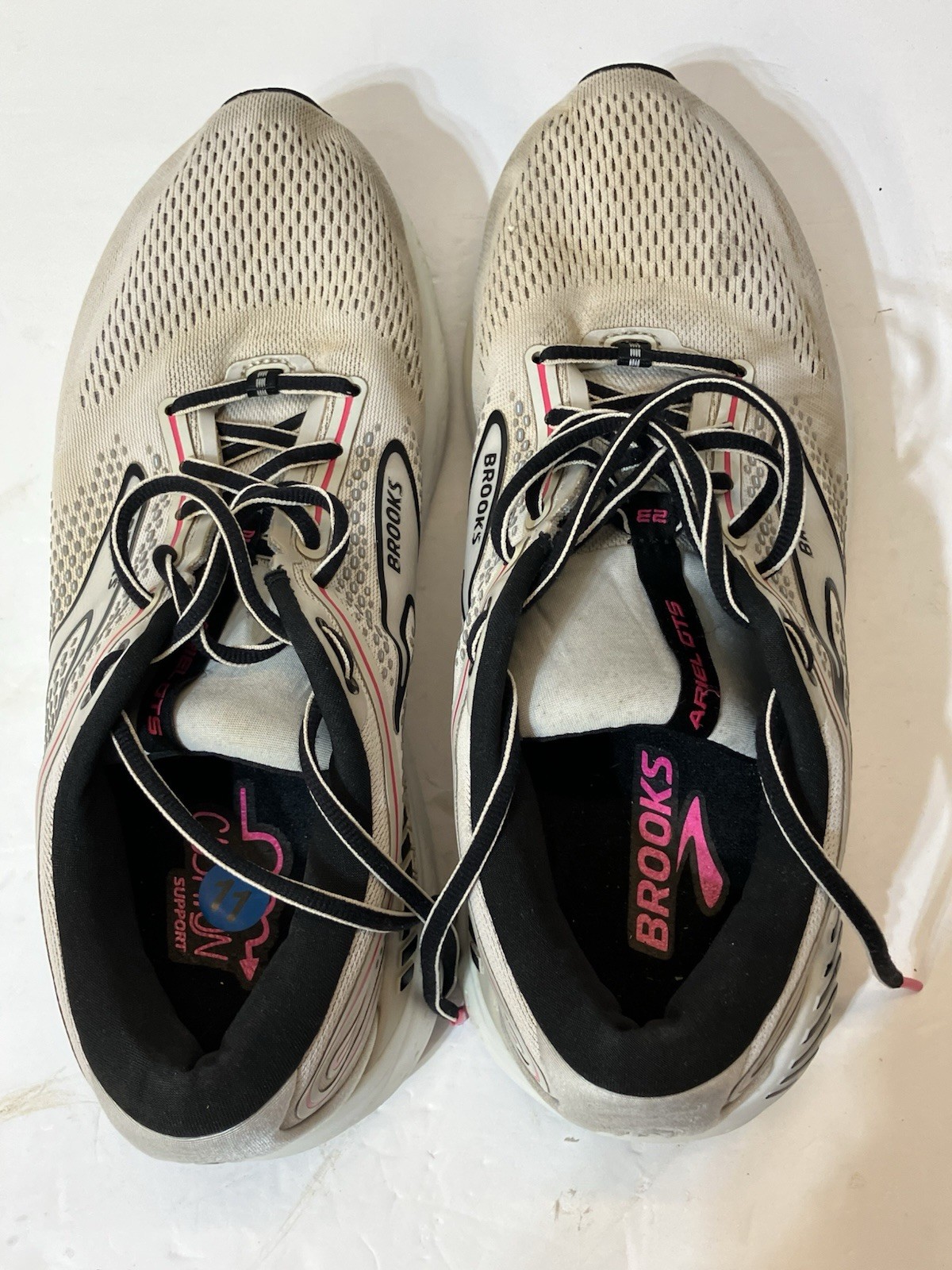 Brooks Ariel GTS 23 Women's Running Shoes 11 White Sneakers 1203901D078 thumbnail 6