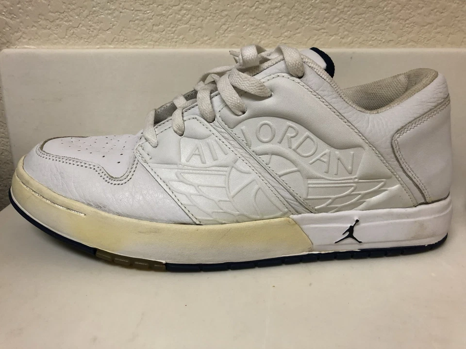 Nike Air Jordan 1 Nu Retro Bajo 'Blanco Azul Marino Medianoche' Talla 10 Foto 4 de 4