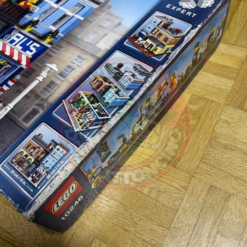 LEGO Modular Buildings 10246 Detective's Office, foto 3 di 4