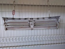 Calandre Peugeot 309