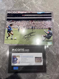 Diego Armando Maradona GOAT Argentina Signed Autographed Photo With COA