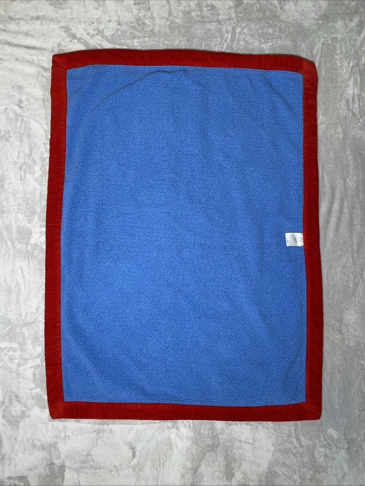 Manta para bebé Koala Baby All Star deportes fútbol baloncesto borde rojo azul sherpa Foto 4 de 4