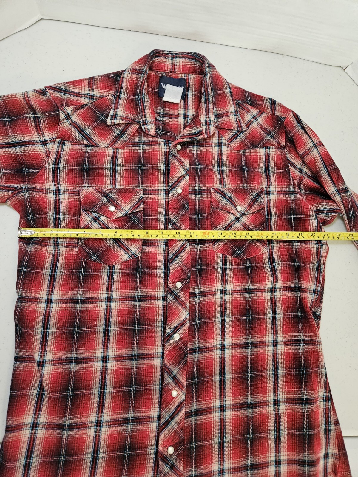 VTG Mens Wrangler Wrancher red plaid flannel Pearl snap front long sleeve shirt