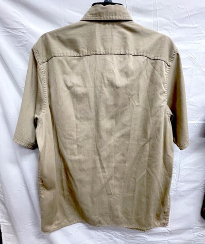 Camisa de campamento Wrangler beige marrón abotonada manga corta mediana - Imagen 4 de 5