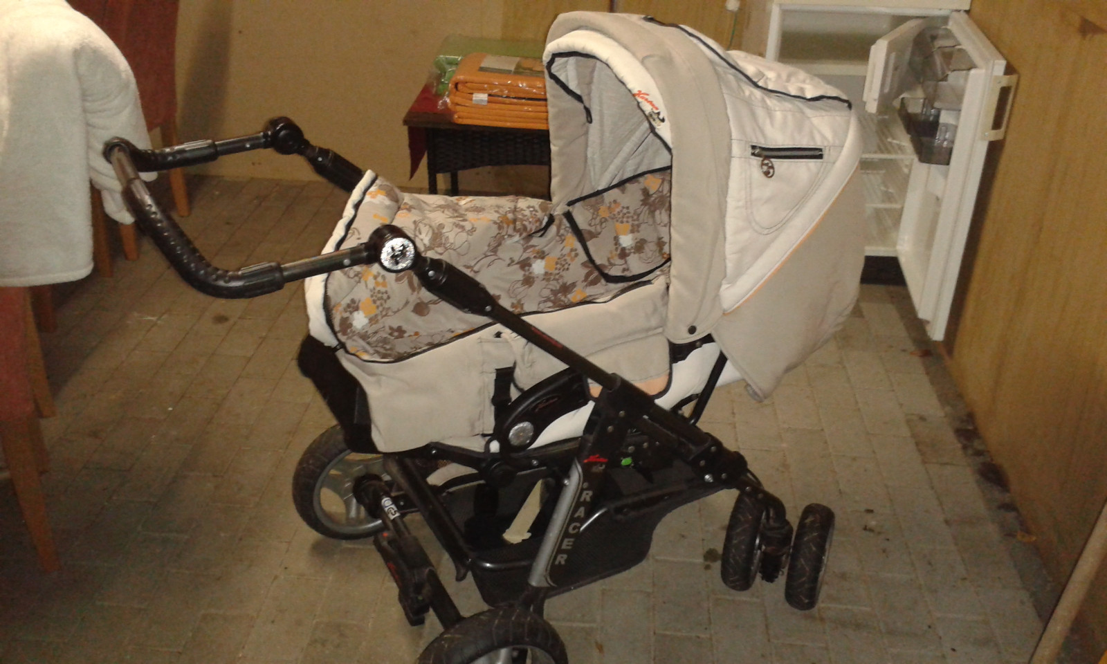 Bild 2 von 4