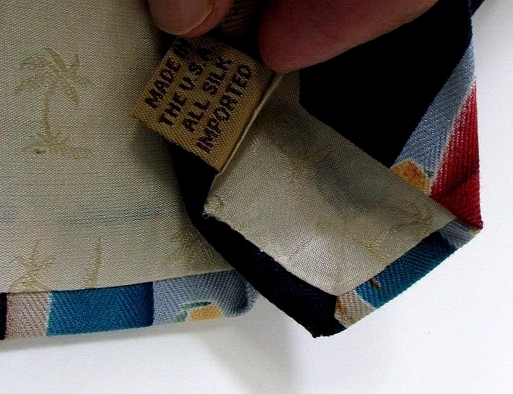 De Colección Lote De 2 Corbatas de Seda Tommy Bahama Playa Niña La Vida Es Un Fin de Semana Largo EE. UU. Foto 4 de 4