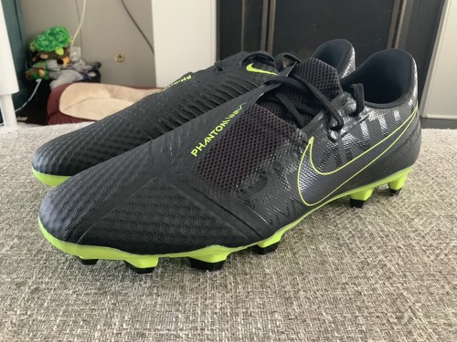 SOCCER CLEATS BLACK VOLT AO0566-007 