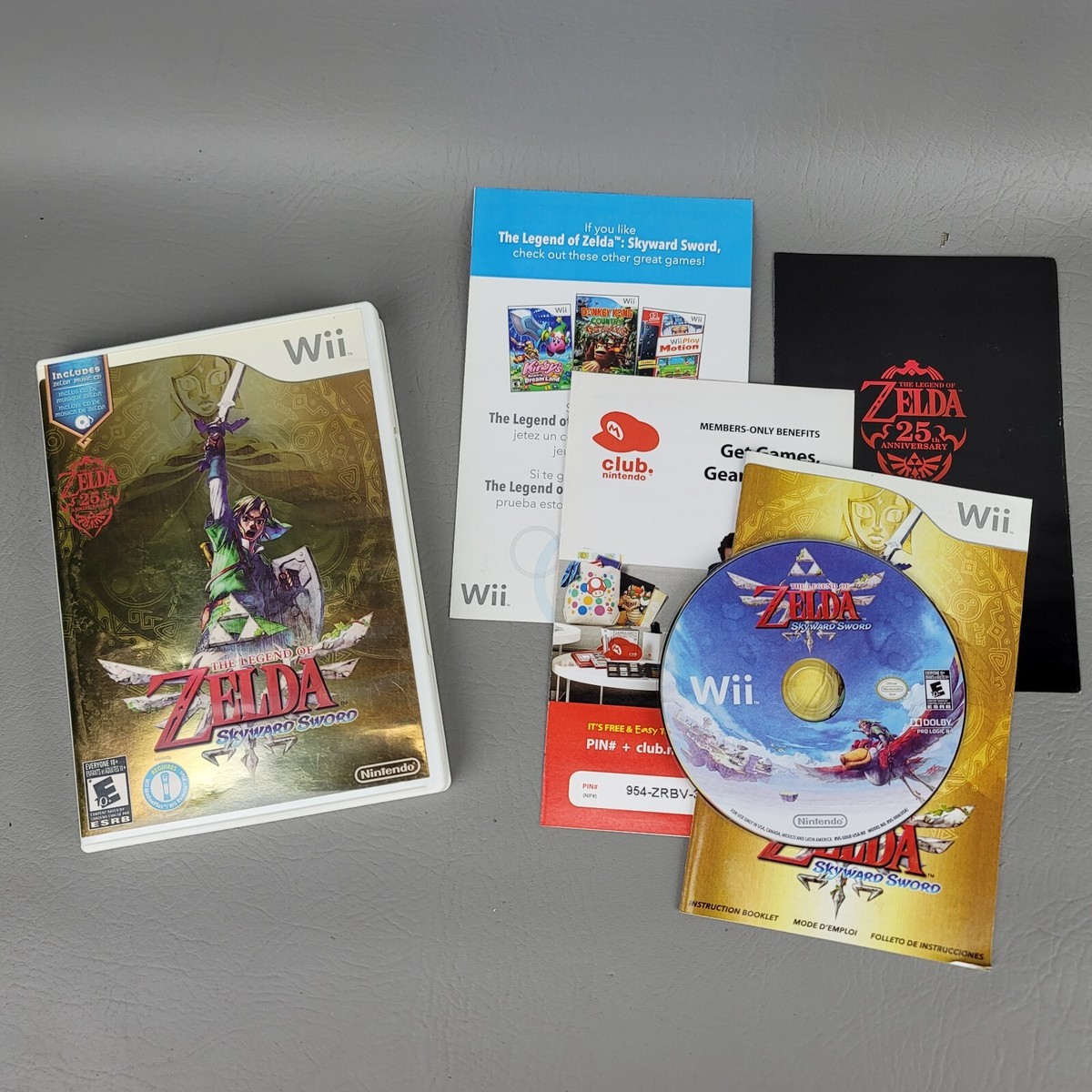 Nintendo Wii The Legend of Zelda Skyward Sword & Twilight Princess