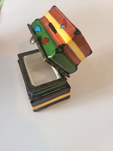 Midwest of Cannon Falls STACK OF SUITCASES Trinket Box. B10 - Picture 3 of 14