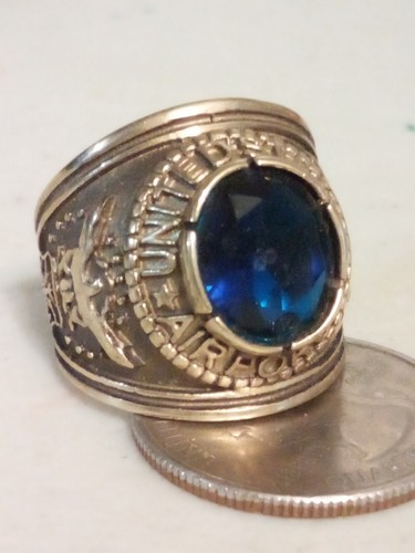 Bague vintage United States Air Force ton or strass bleu taille 10 A12