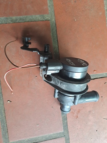 Zusatzwasserpumpe Umwälzpumpe  für VW PASSAT 3C B7 1,4 TSI  1K0121093AD