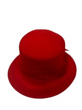 Axxento Women s Red Crushable Hat OS New