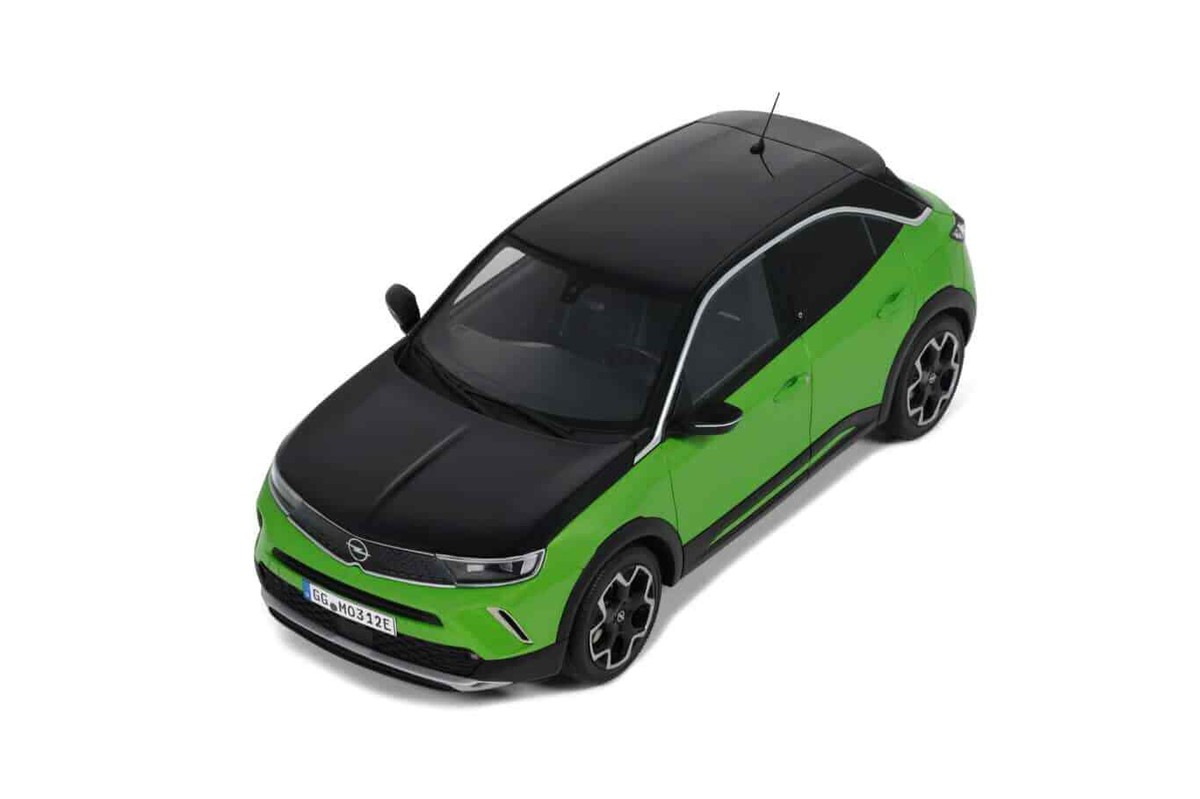 1/18 オペル モッカ E GS 2021 グリーン オットーモビル製ミニカー opel-mokka-e-gs-line.jpg