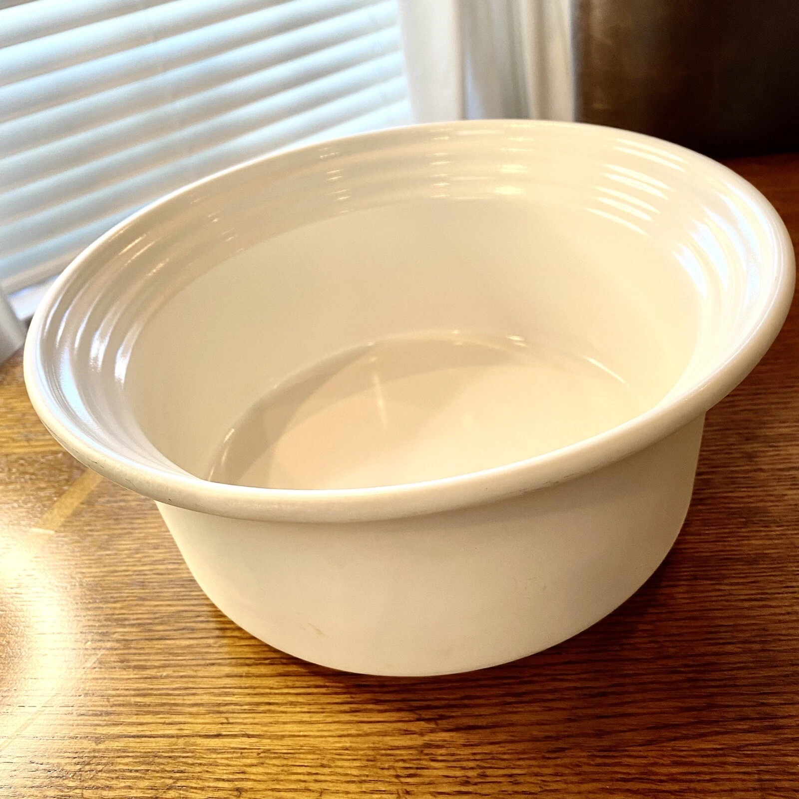 Dansk Off White Round Open Casserole Baking Serving Dish Bowl. Triple Ring Rim.