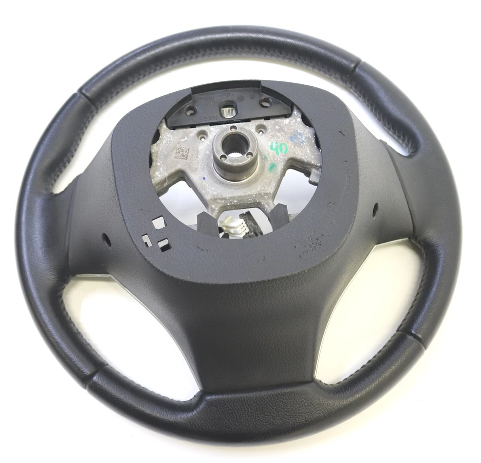 Nissan Navara IV D23 D231 Facelift 484305JT3C Lenkrad Multifunktionslenkrad - Bild 4 von 4