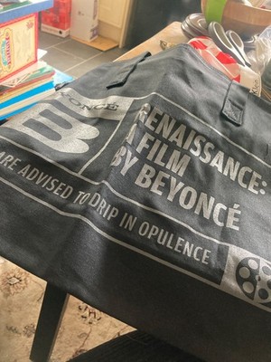 Beyonce Renaissance Tour film B rated bag,and cap double sided band new