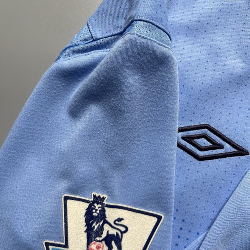 MANCHESTER CITY UMBRO 2011/2012 SOCCER FOOTBALL HOME JERSEY #21 SILVA SIZE “42” - Picture 9 of 19