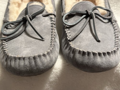 Zapatillas/mocasines UGG para mujer Ansley de gamuza forrados de piel de oveja talla 9 - Imagen 4 de 19