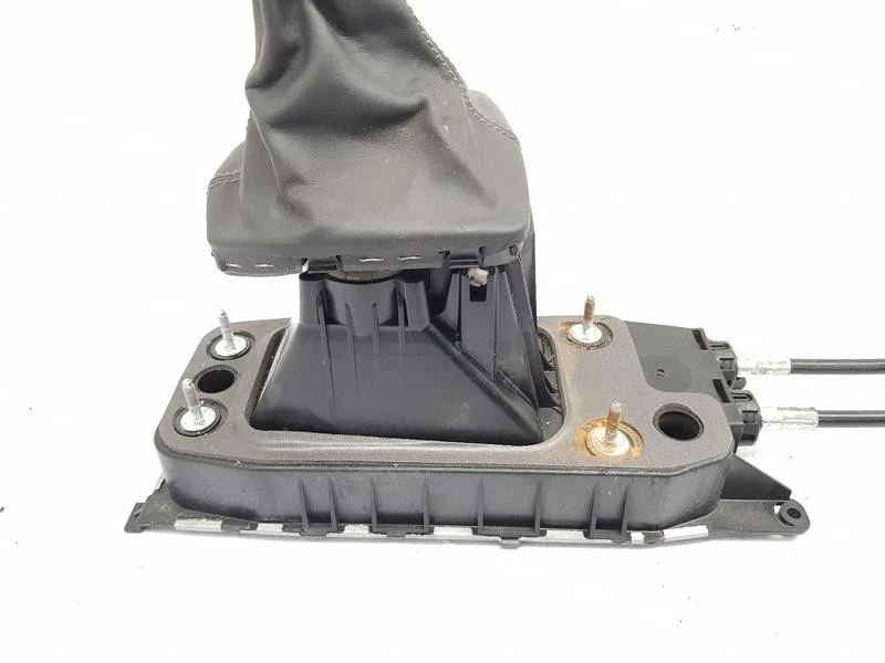 2018 ON MK2 AUDI A1 GEAR LEVER + KNOB, GAITER & CABLES MANUAL 5R3711049H  - Image 4 of 4