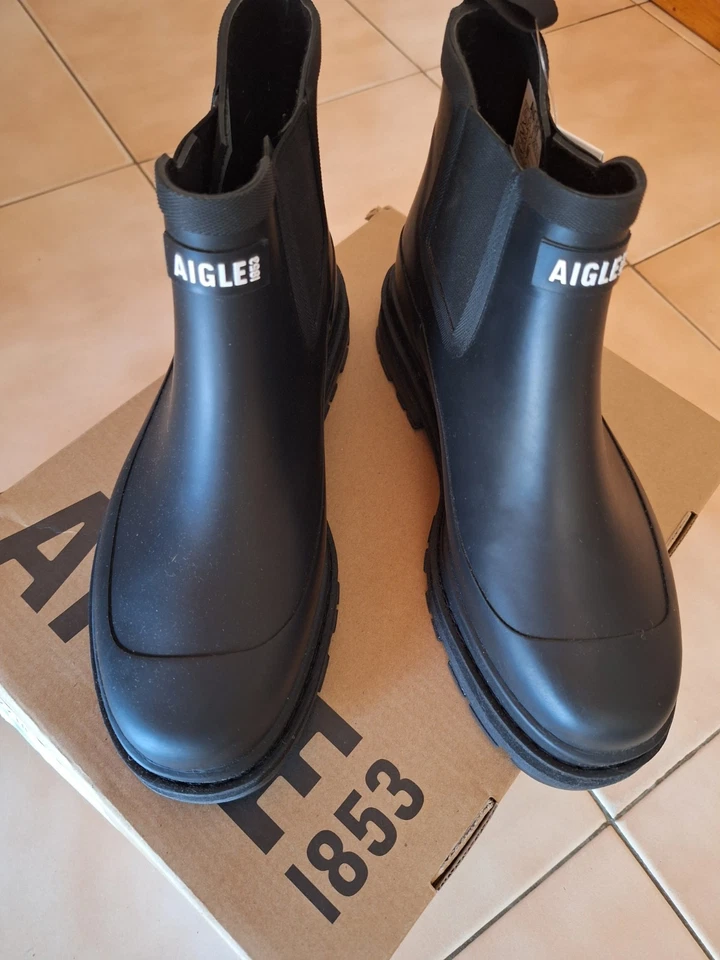 Bottines de pluie Aigle Taille 40 Noires Neuves - Photo 2/4