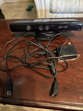 Microsoft Kinect Sensor Bar for Xbox 360 1414 with AC Power Adapter 1429