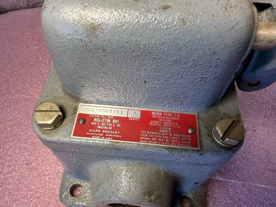 SQUARE D 801-ASH1711 SERIES A - Image 2 of 4