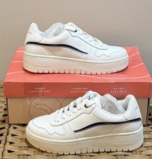 Easy Spirit Women’s Onyx Platform Sneakers Size 8.5 White 142 New In Box