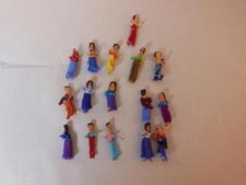Set of 14 Tiny Dolls Guatemala Men and Women 1"