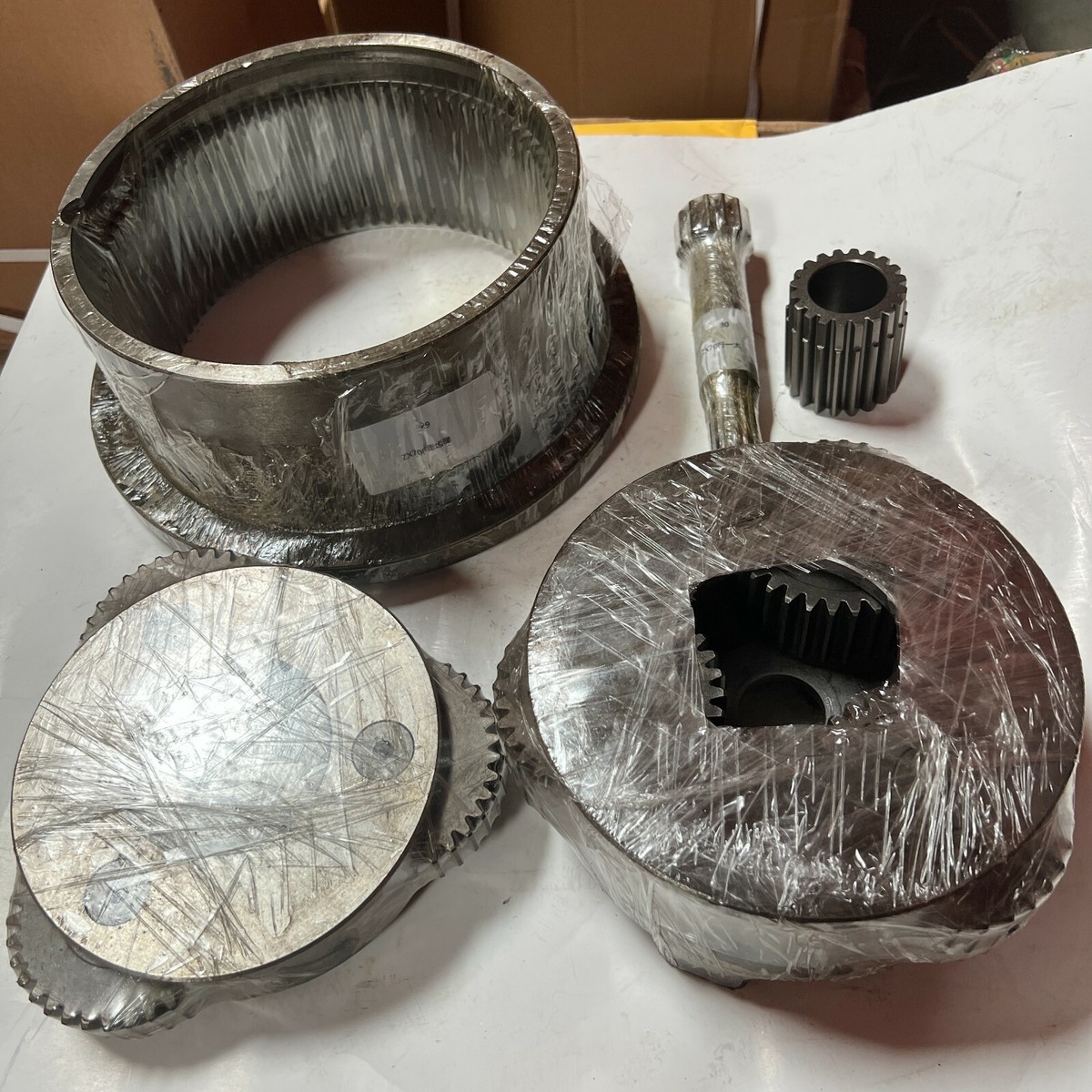 4468676 GEAR RING FITS HITACHI ZX70 ZX75 ZX80 ZAX70 ZAX80 TRAVEL REDUCTION 4468676 GEAR RING FITS HITACHI ZX70 ZX75 ZX80 ZAX70 ZAX80 TRAVEL REDUCTION