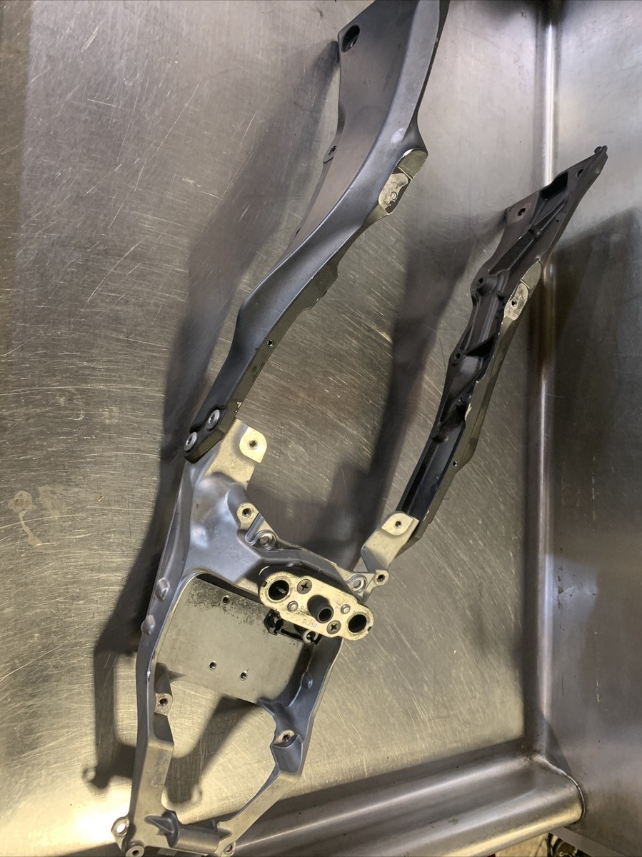 11-15 KAWASAKI NINJA ZX10R ZX10 OEM REAR SUBFRAME BACK SUB